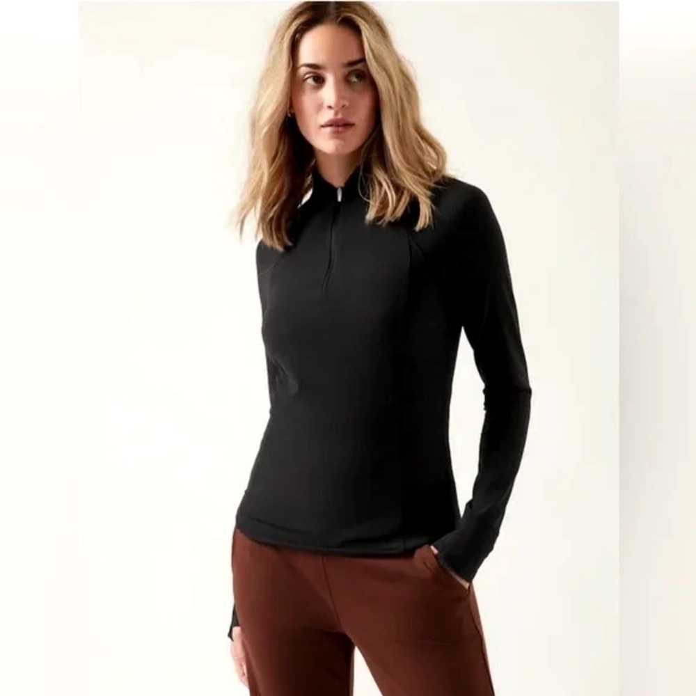 Athleta Women’s Salutation Half Zip Size Small Black